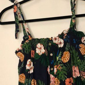 🍀Button Front Shoulder Tie Green and Navy Tank